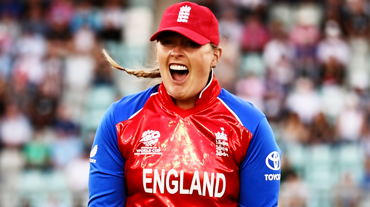 沙巴体育平台 - 女子T20世界杯：英格兰如何靠努力与闪亮外套提升防守 - 沙巴体育